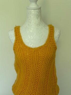 NWT Zara limited edition Knit Vibrant Yellow Tank Top